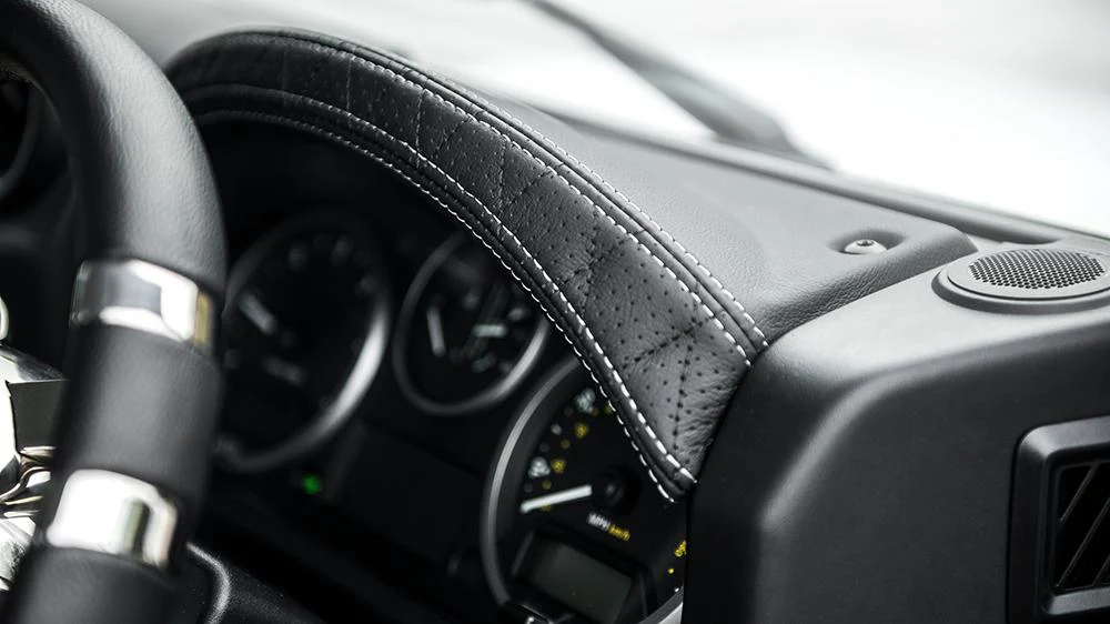 LAND ROVER DEFENDER 90 (1991-2016) PICKUP COMFORT LEATHER INTERIOR - Image 5