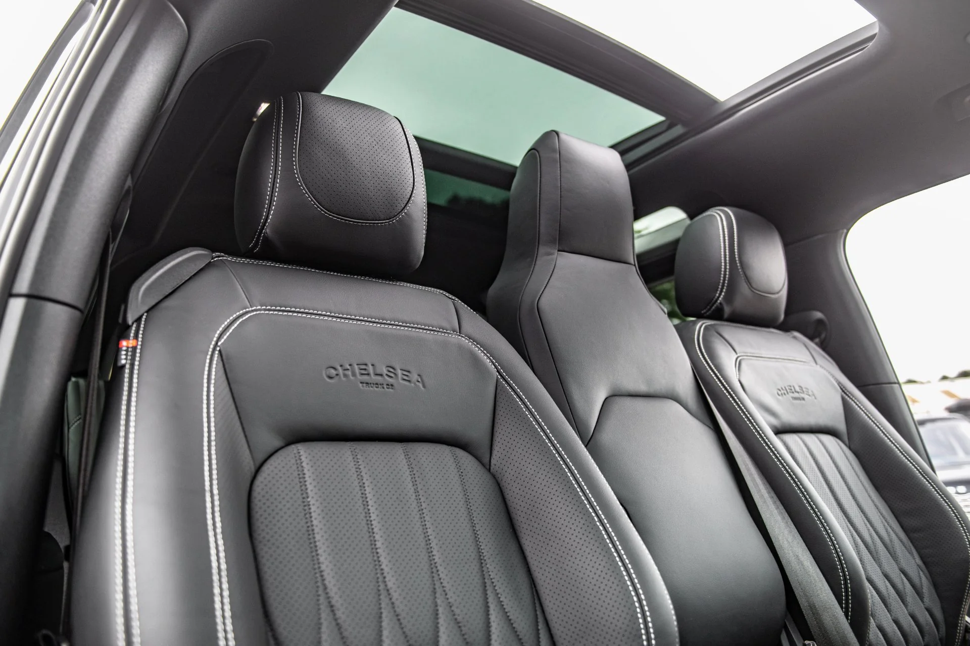 Land Rover Defender 90 (2020 Onwards) Comfort Leather Interior - Image 11