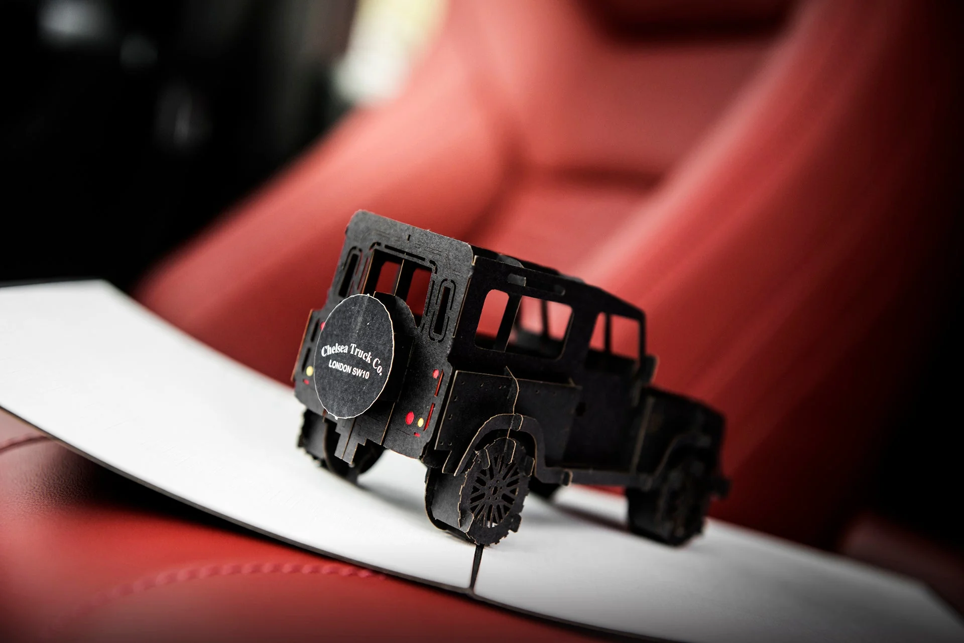 Land Rover Defender 90 (1991-2016) 3D Pop Up Greeting Card - Image 4