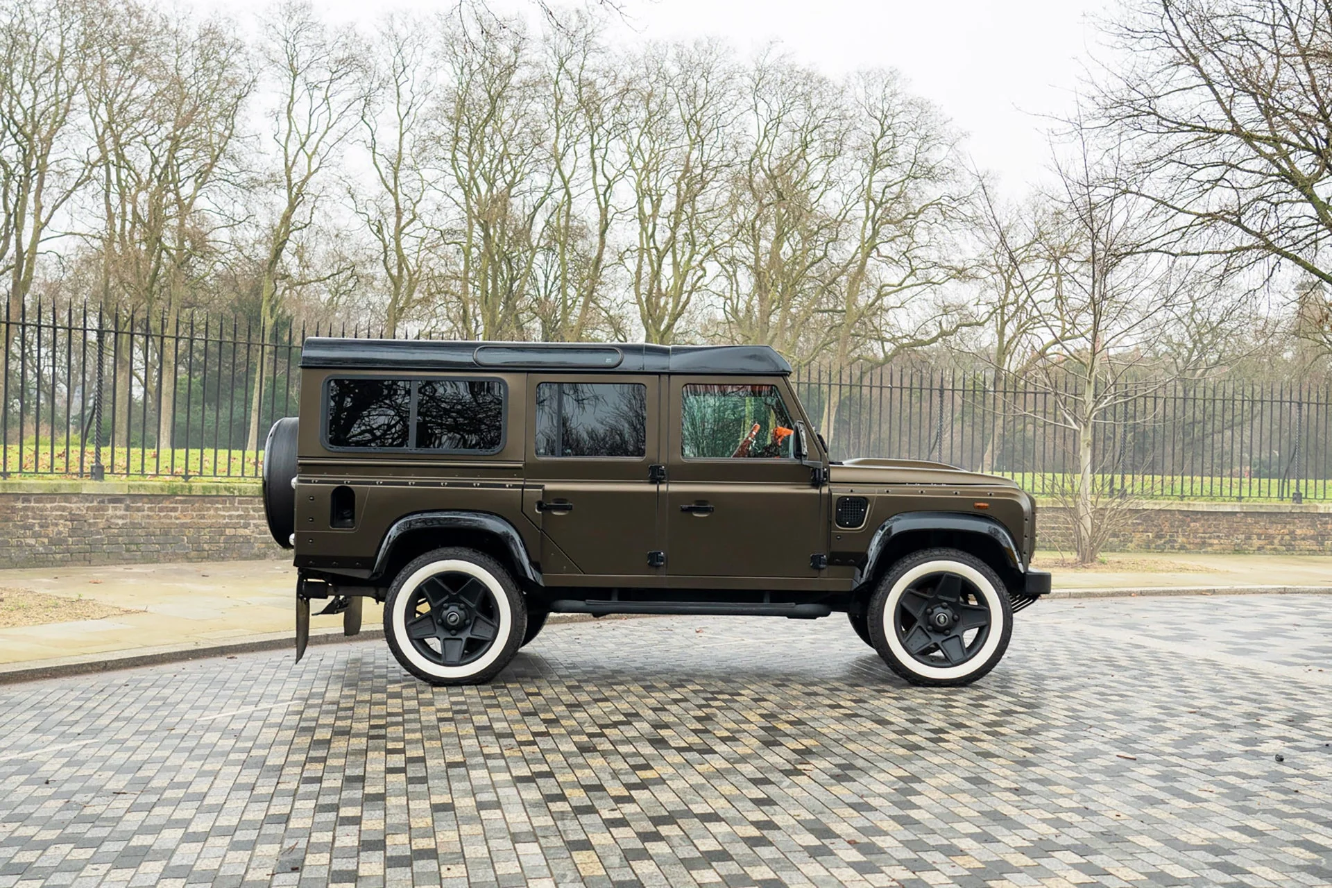 Land Rover Defender 110 (1991-2016) Wide Track Body Kit - Image 7