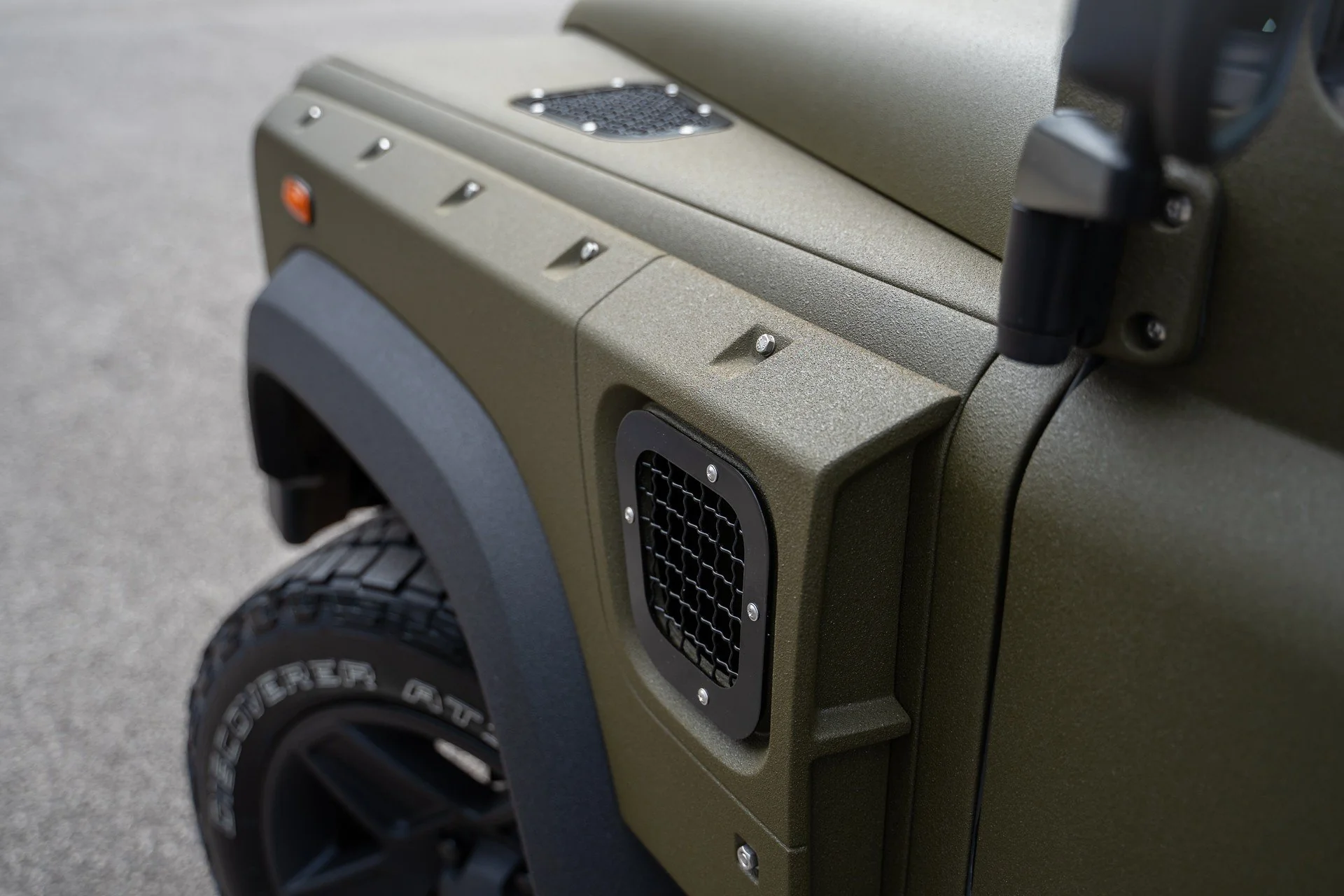 Land Rover Defender 110 (1991-2016) Wide Track Body Kit - Image 9