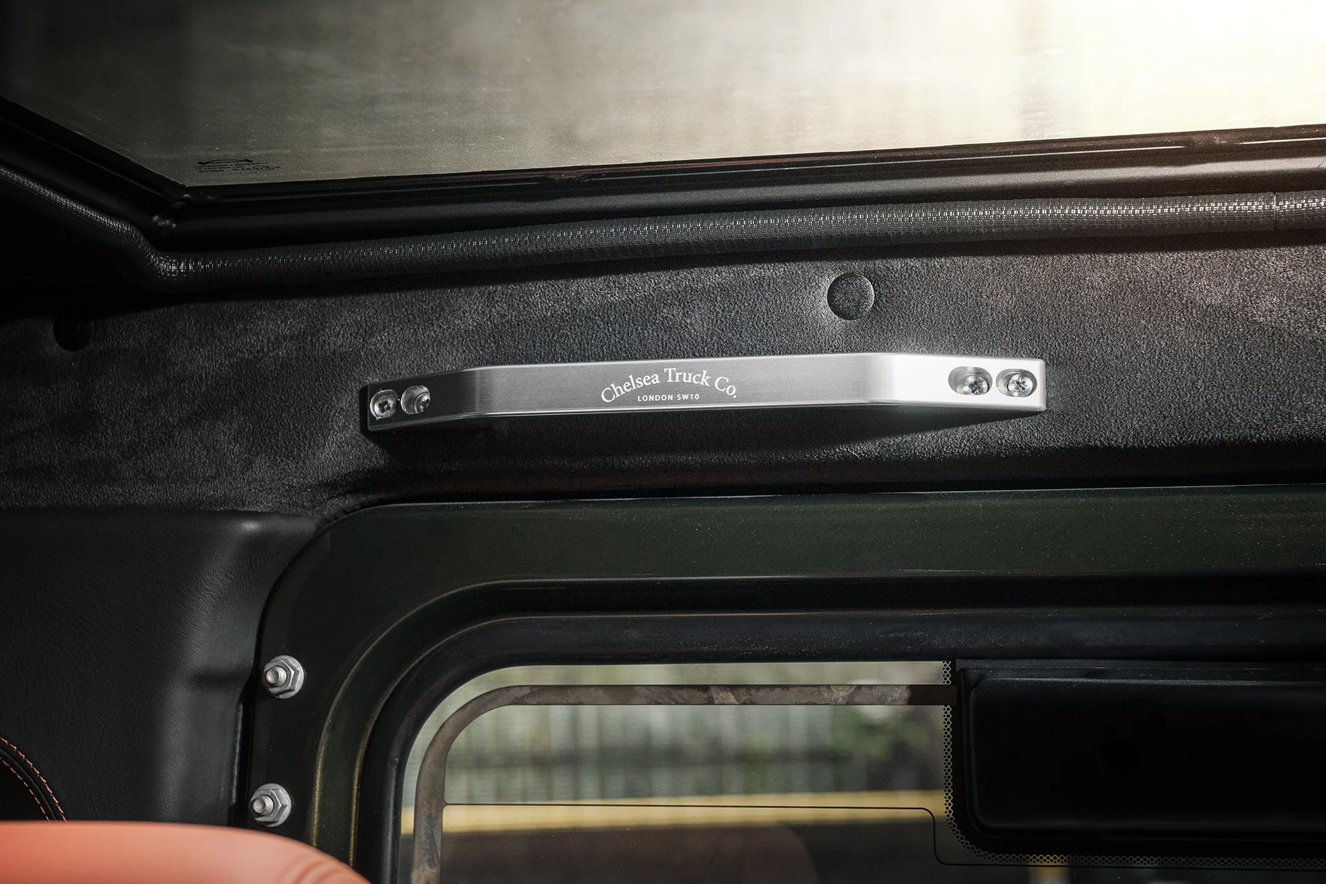 Land Rover Defender 110 (1991-2016) INTERIOR HARDWARE - Image 3