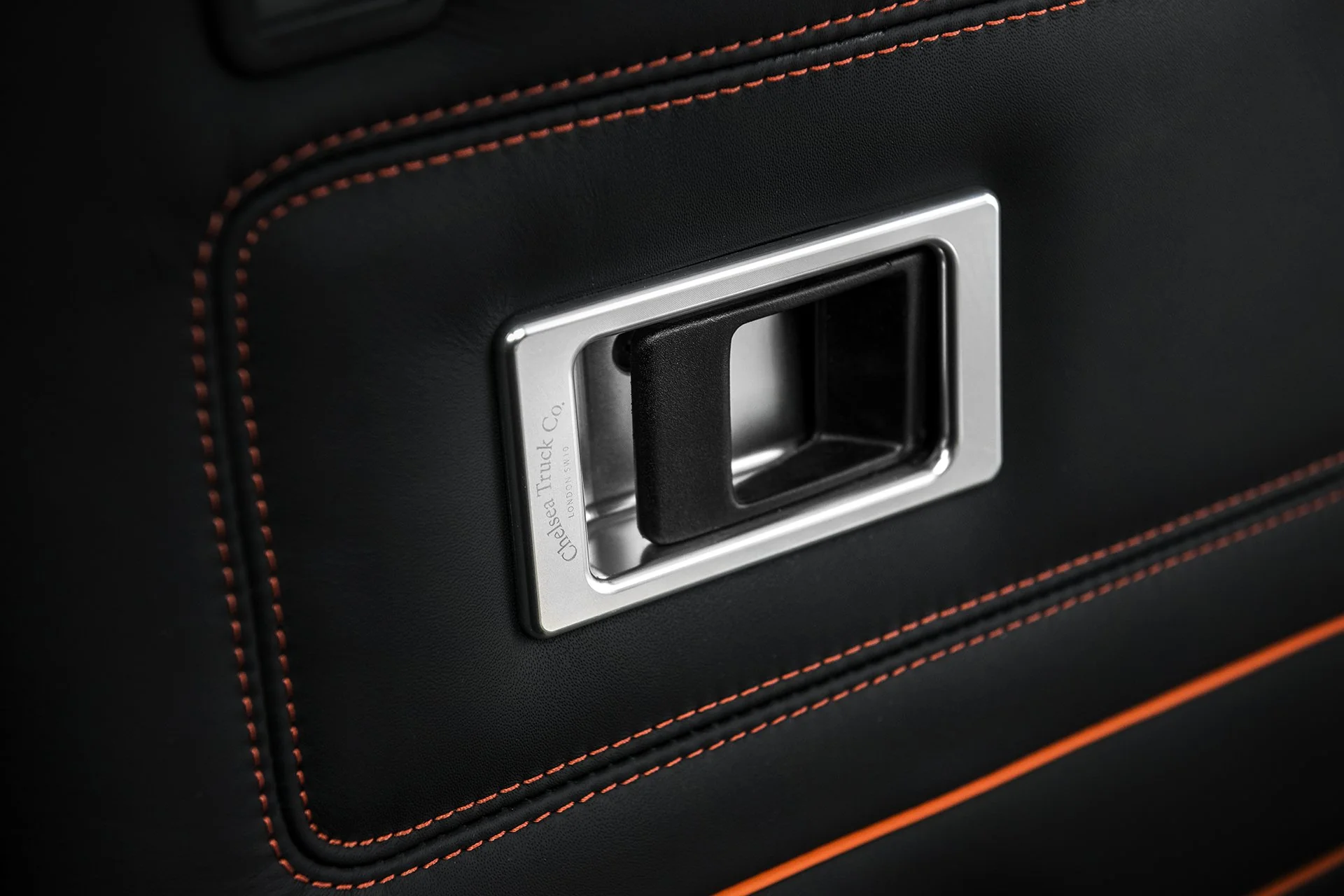 Land Rover Defender 110 (1991-2016) INTERIOR HARDWARE - Image 6