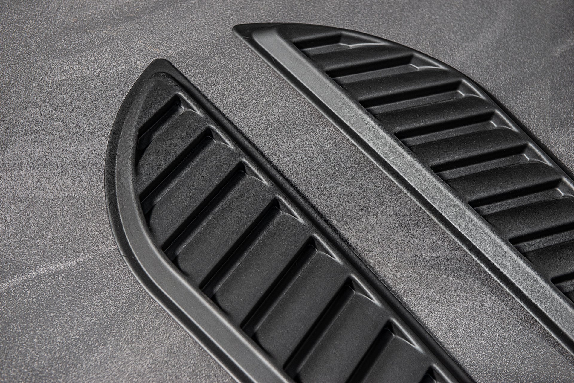 MERCEDES X-CLASS (2019 Onwards) BODYGUARD BONNET VENTS - Image 7