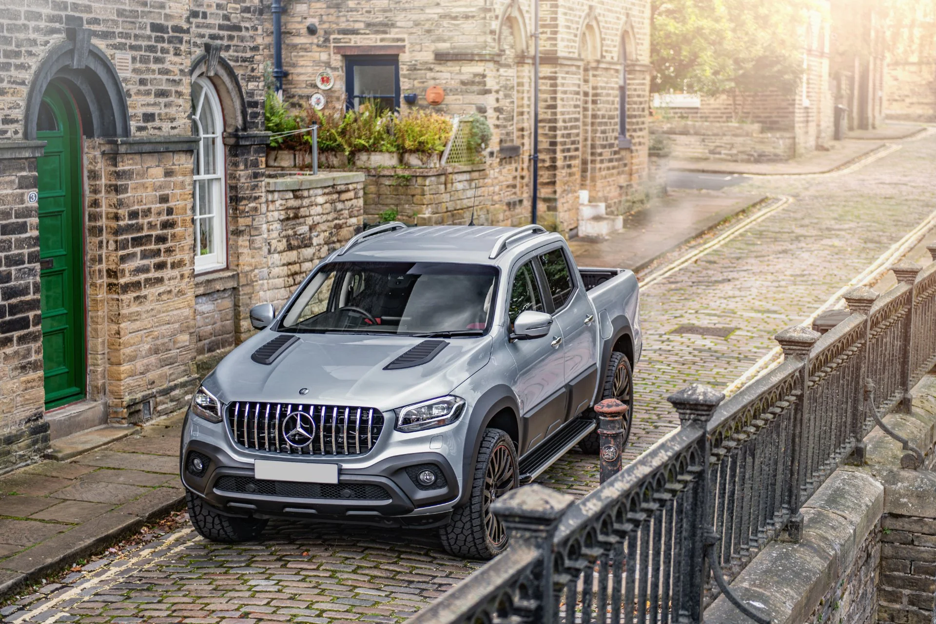 Mercedes X-Class (2019 Onwards) RS Light Alloy Wheels with Red Stripe - Image 11
