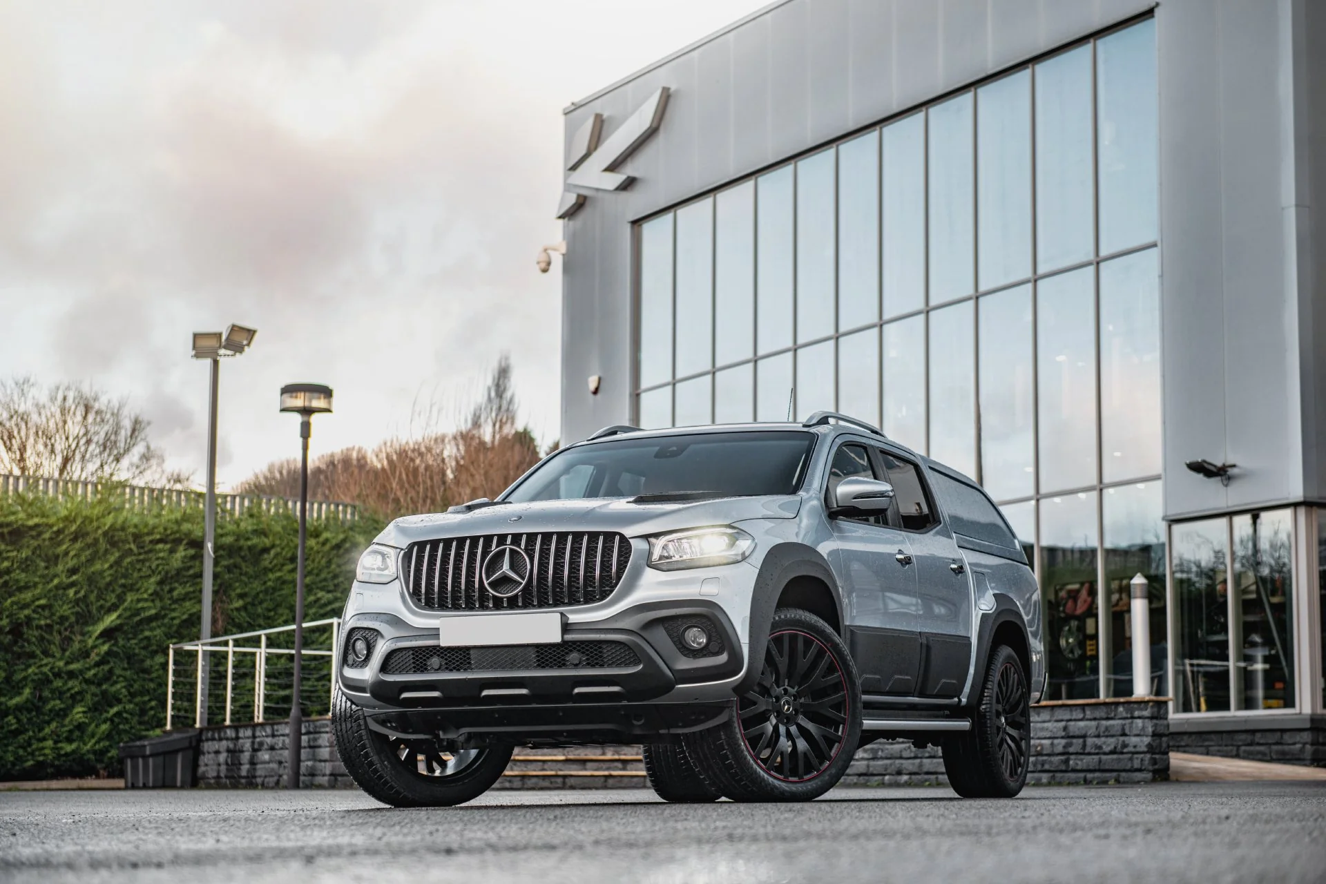 Mercedes X-Class (2019 Onwards) RS Light Alloy Wheels with Red Stripe - Image 35