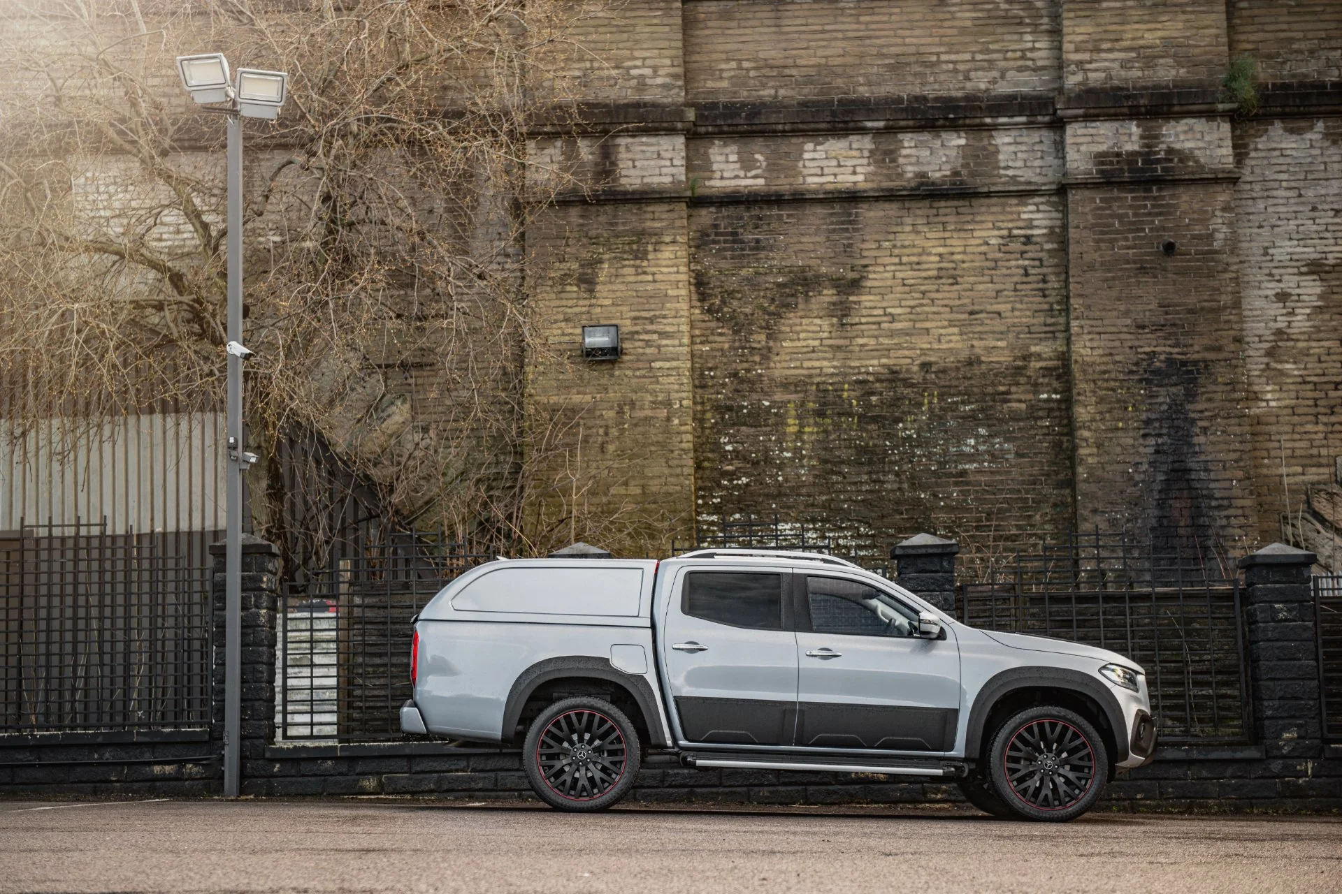 Mercedes X-Class (2019 Onwards) RS Light Alloy Wheels with Red Stripe - Image 45