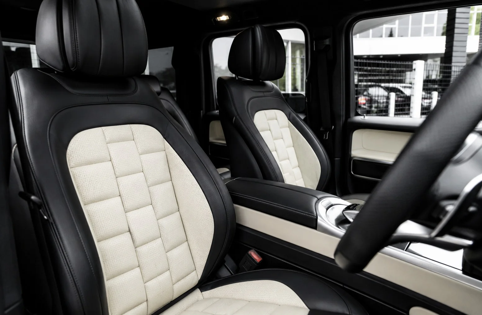 Mercedes G-Wagon (2018 Onwards) G63 AMG Leather Interior - Image 5