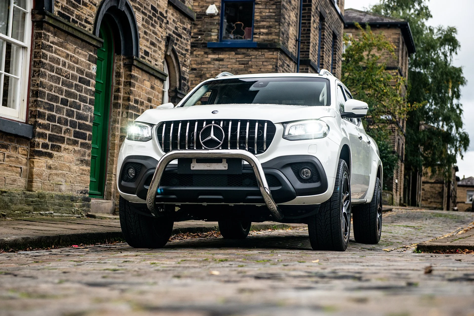 MERCEDES X-CLASS (2019 Onwards) GT Front Grille - Image 14