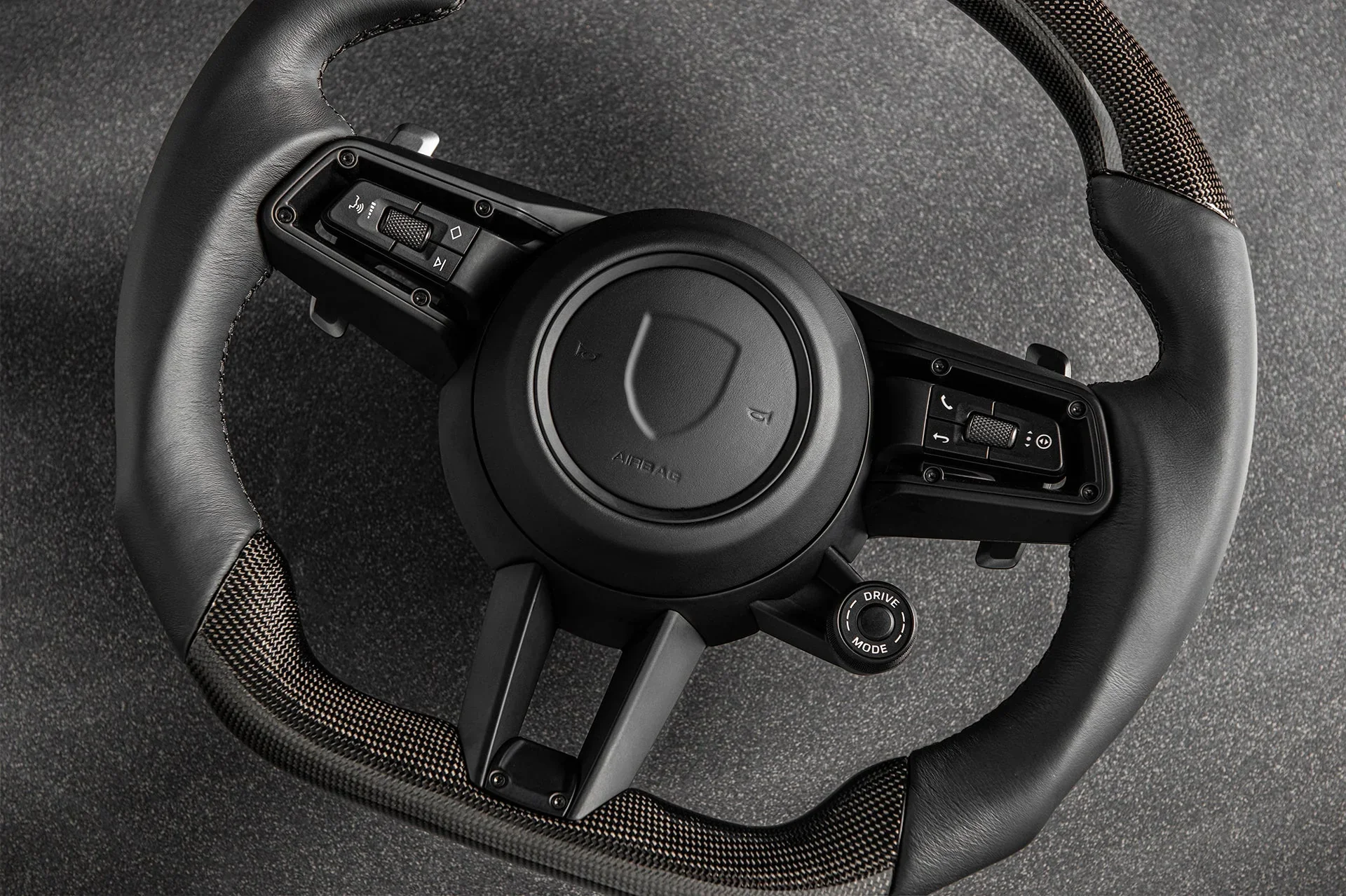EXPOSED CARBON STEERING WHEEL Suitable for PORSCHE 911/992 (2019 Onwards) - Image 10