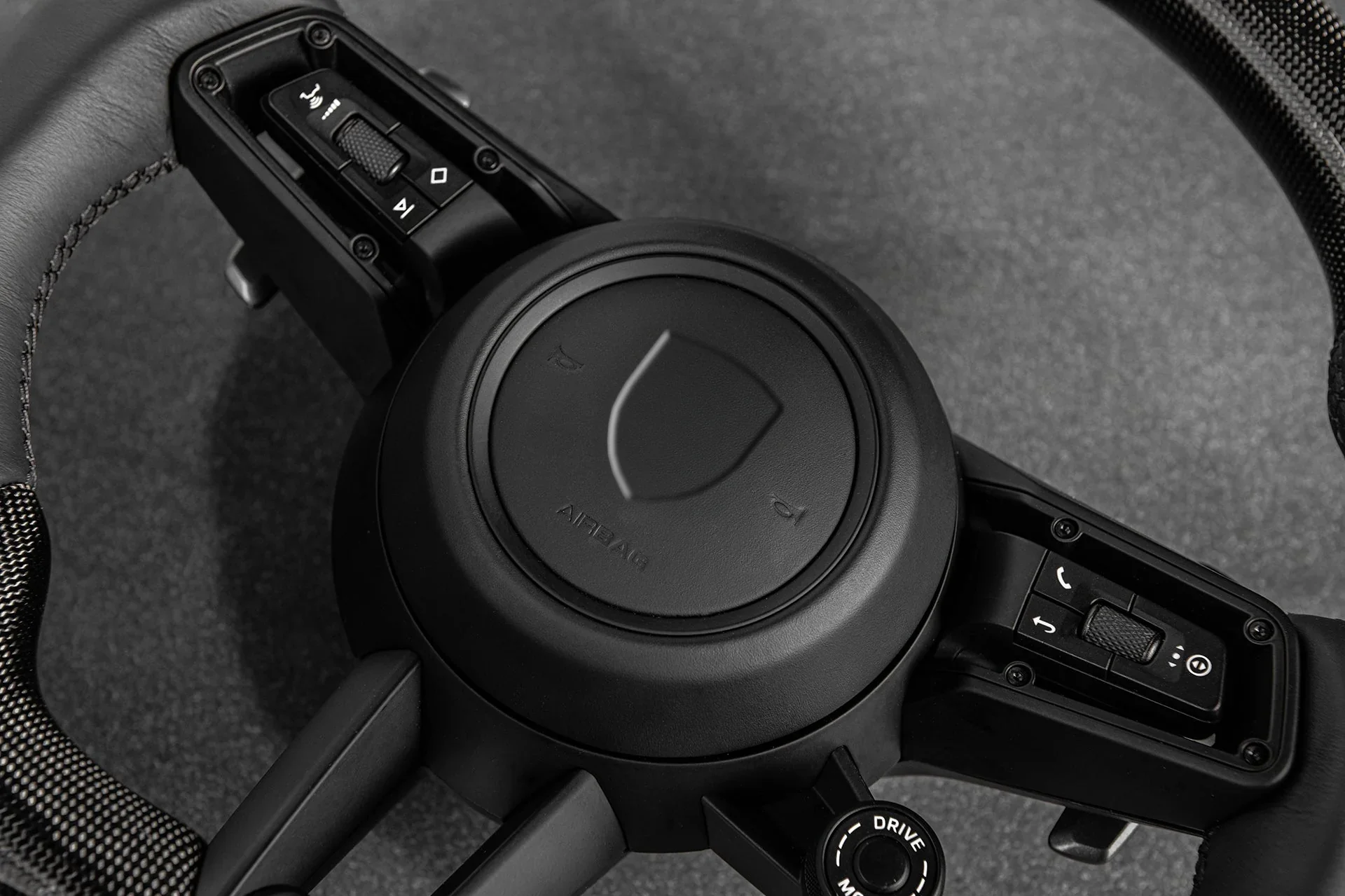EXPOSED CARBON STEERING WHEEL Suitable for PORSCHE 911/992 (2019 Onwards) - Image 16