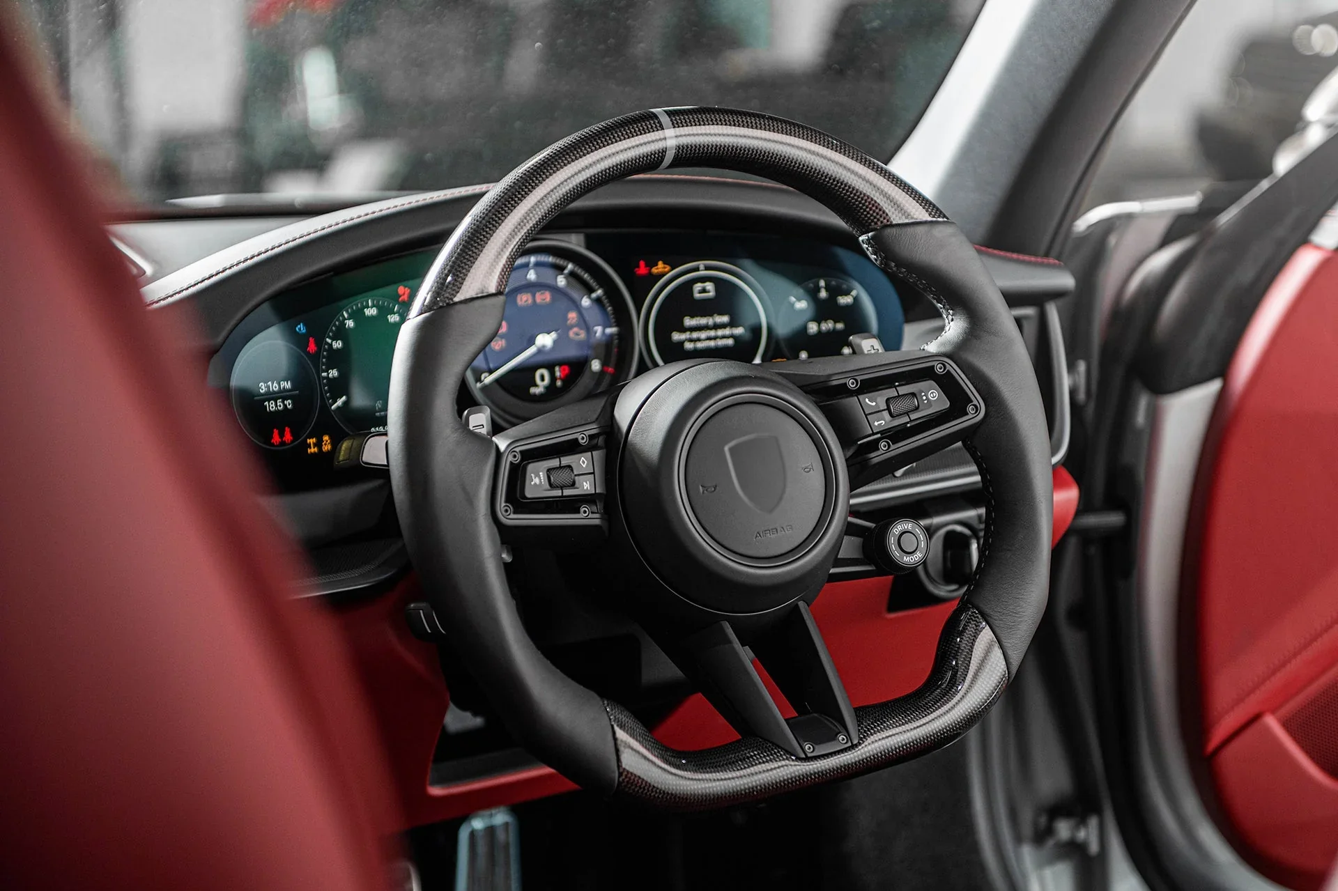 EXPOSED CARBON STEERING WHEEL Suitable for PORSCHE 911/992 (2019 Onwards) - Image 6