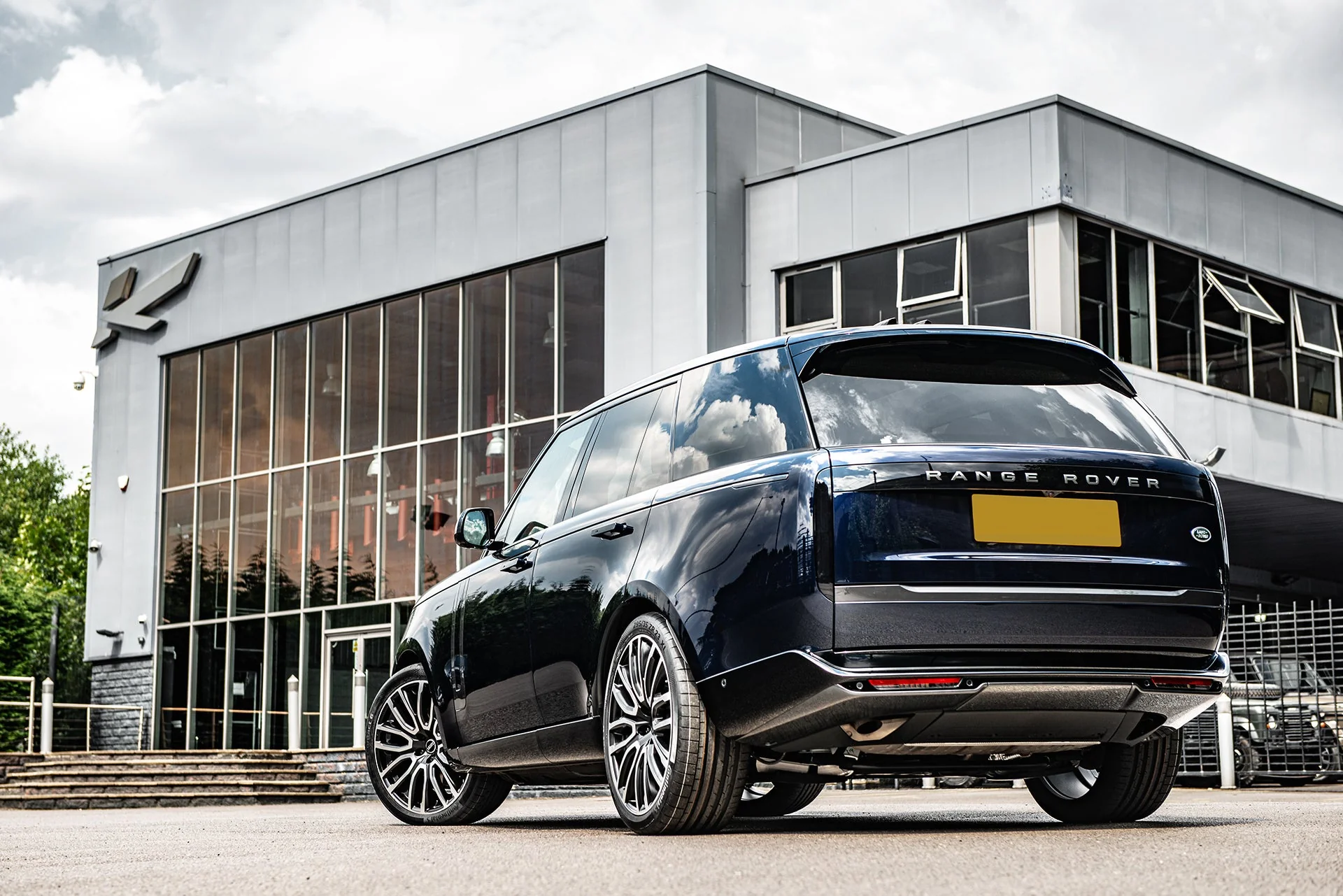 Range Rover (2022 Onwards) Pace Car Light Alloy Wheels - Image 3