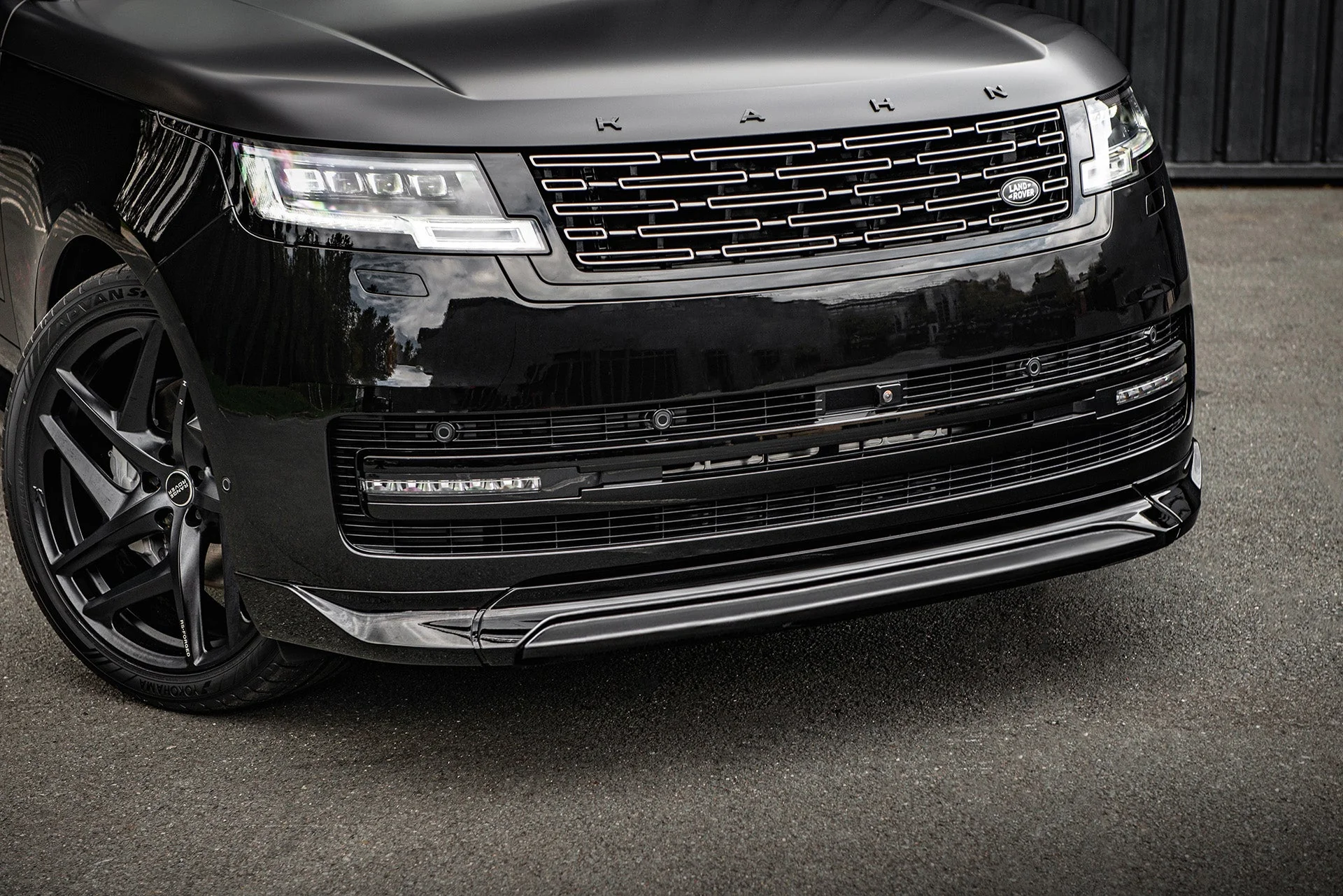 Range Rover (2022 Onwards) Signature Front Bumper Spoiler - Image 4