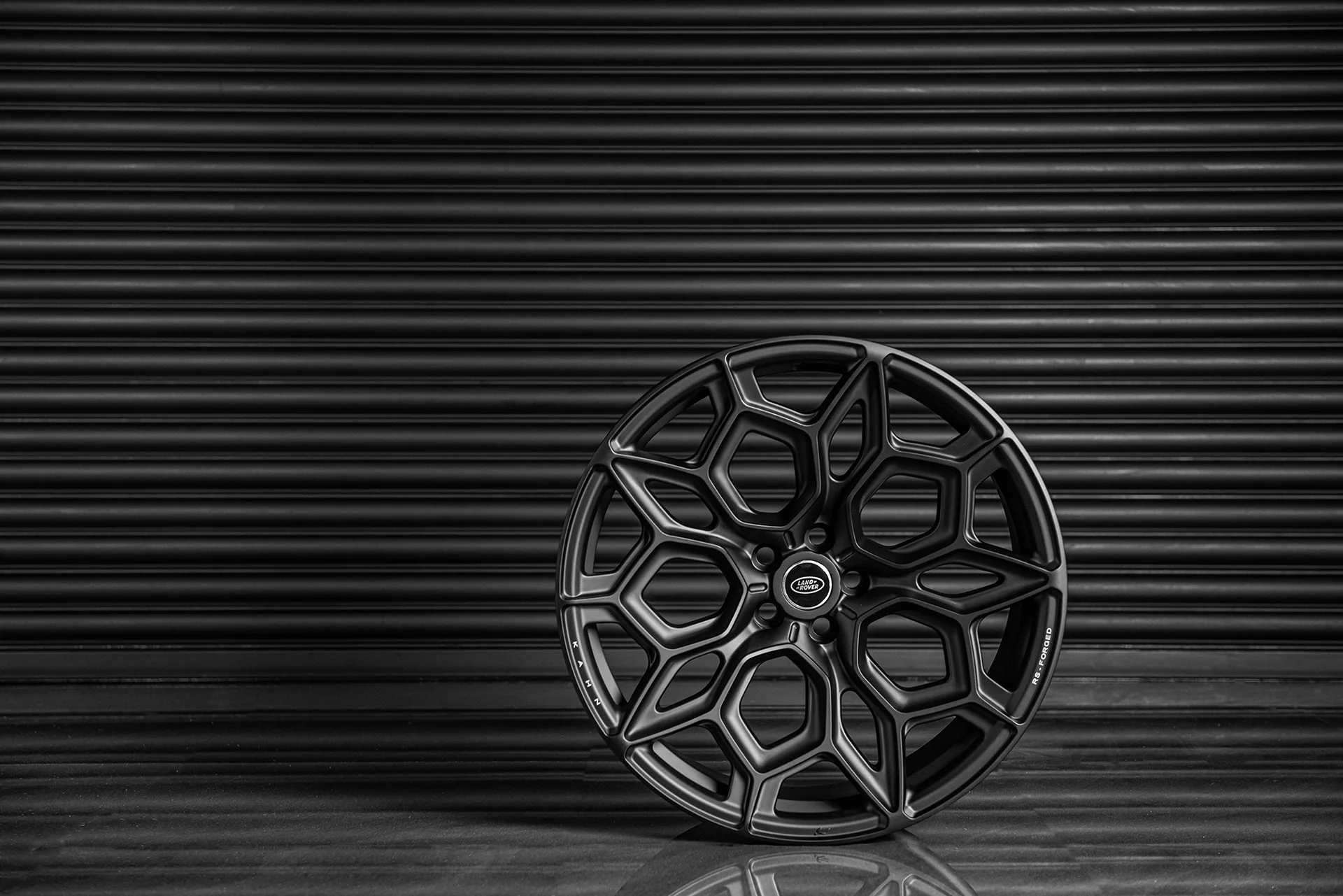 Range Rover (2022 Onwards) Type 57 RS-Forged Alloy Wheels - Image 9