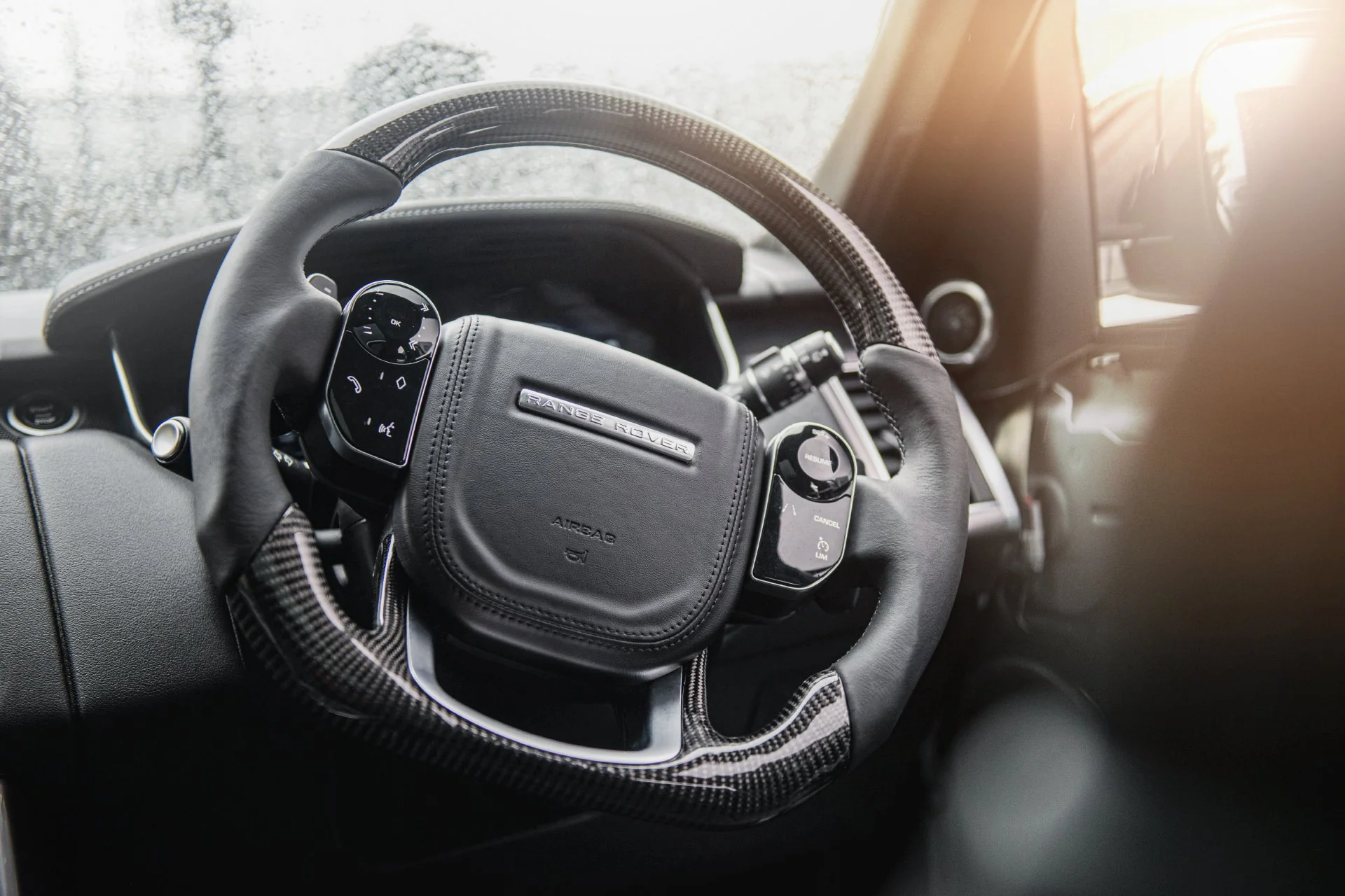 RANGE ROVER SPORT (2013-2018) Exposed Carbon Steering Wheel - Image 3