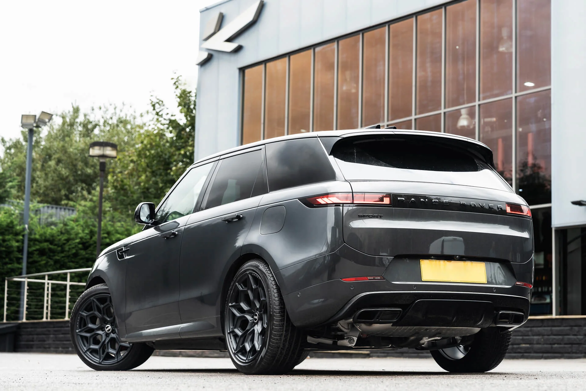 Range Rover Sport (2022 Onwards) Type 57 RS-Forged Alloy Wheels - Image 14