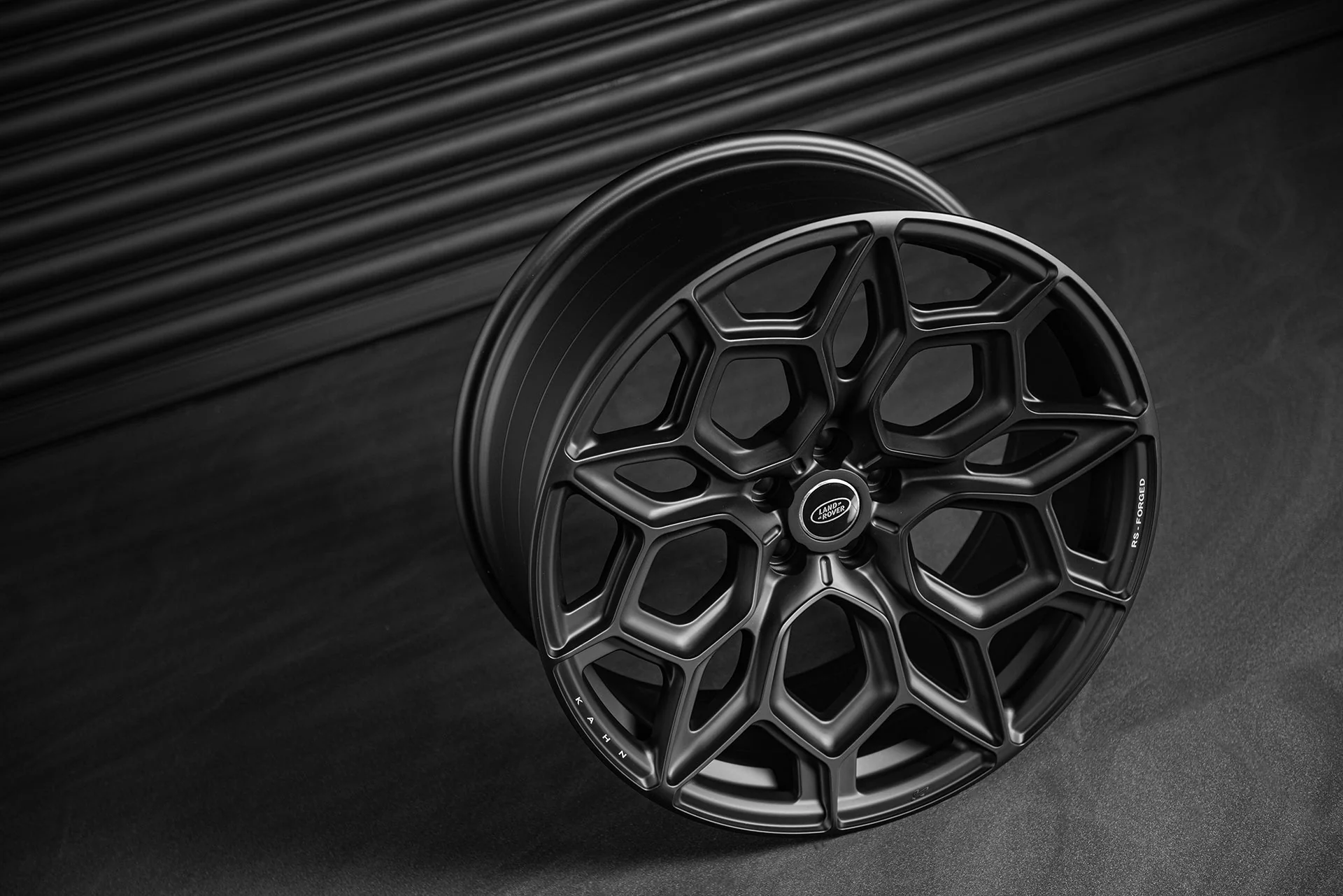 Range Rover Sport (2022 Onwards) Type 57 RS-Forged Alloy Wheels - Image 15