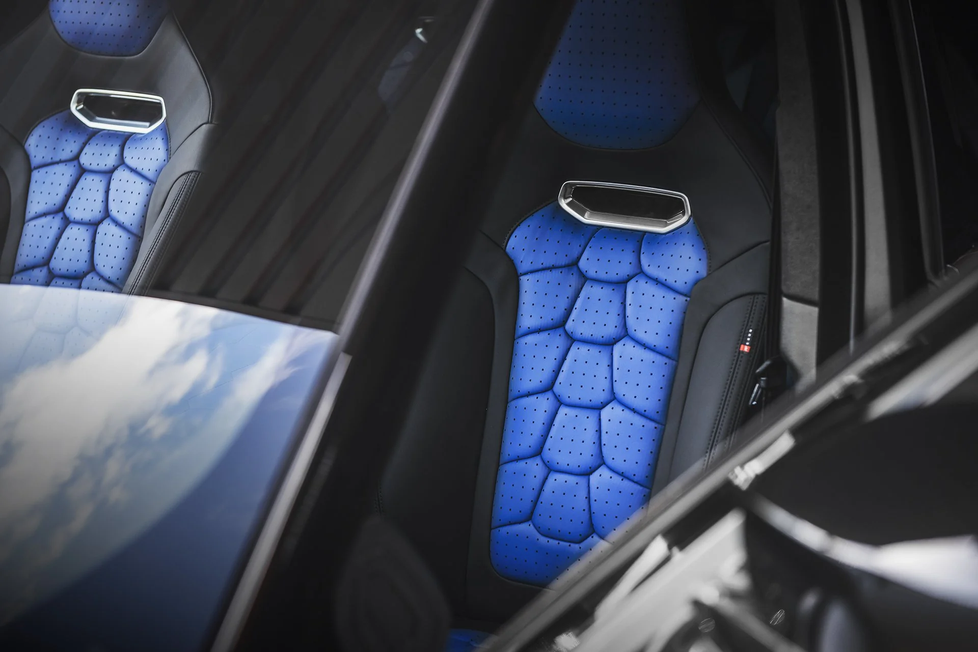 Range Rover Sport SVR (2015-2018) Leather Interior - Image 15