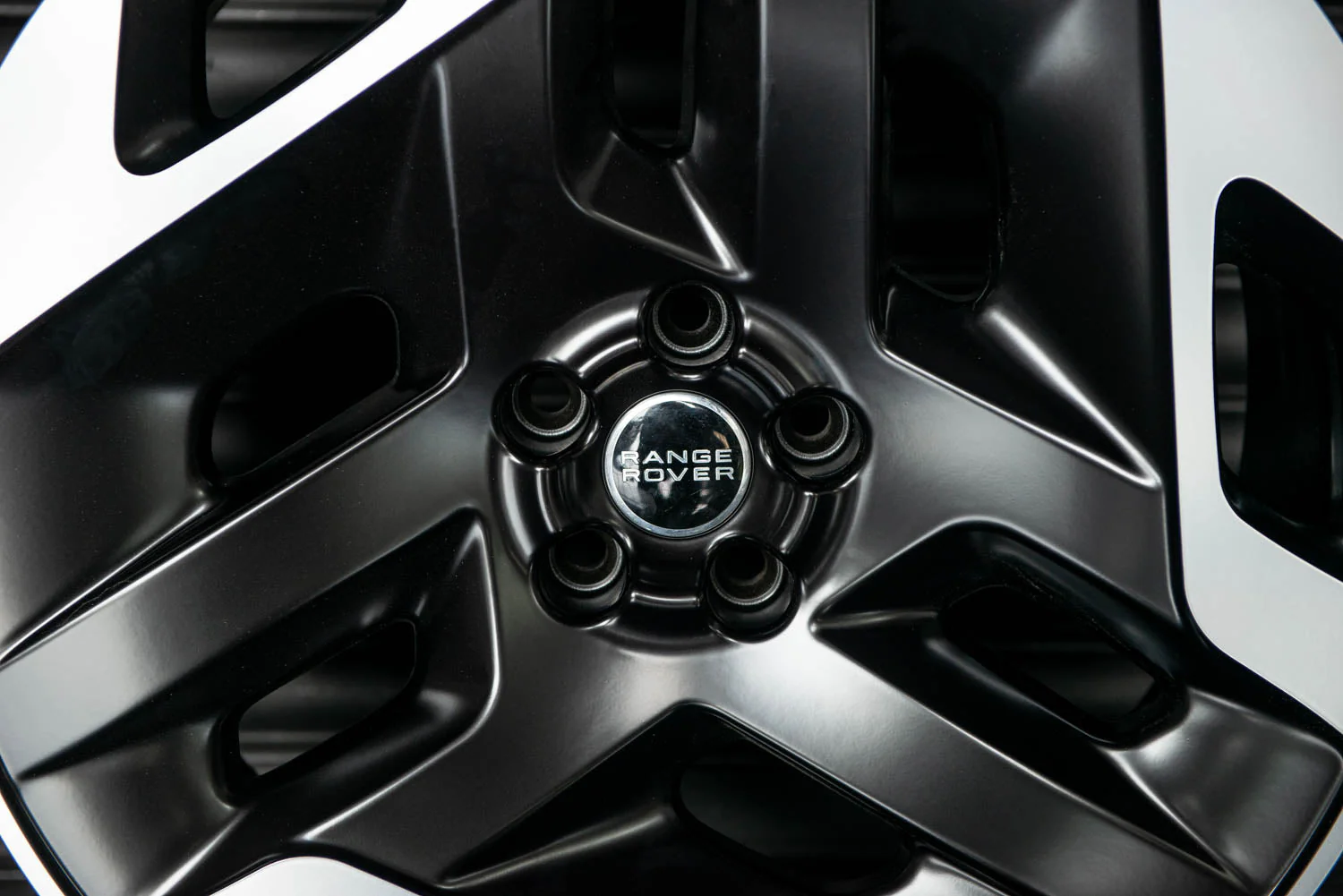 Range Rover Sport SVR (2015-2018) Type 33 Forged Alloy Wheels - Image 6