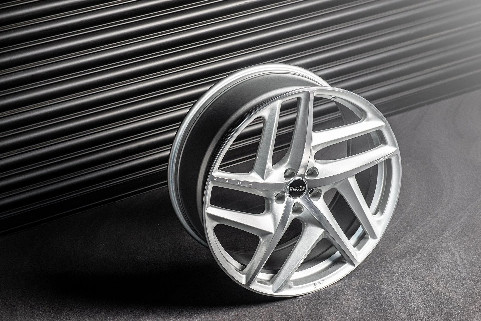 Range Rover Sport SVR (2015-2018) Type 52 RS-Forged Alloy Wheels - Image 3