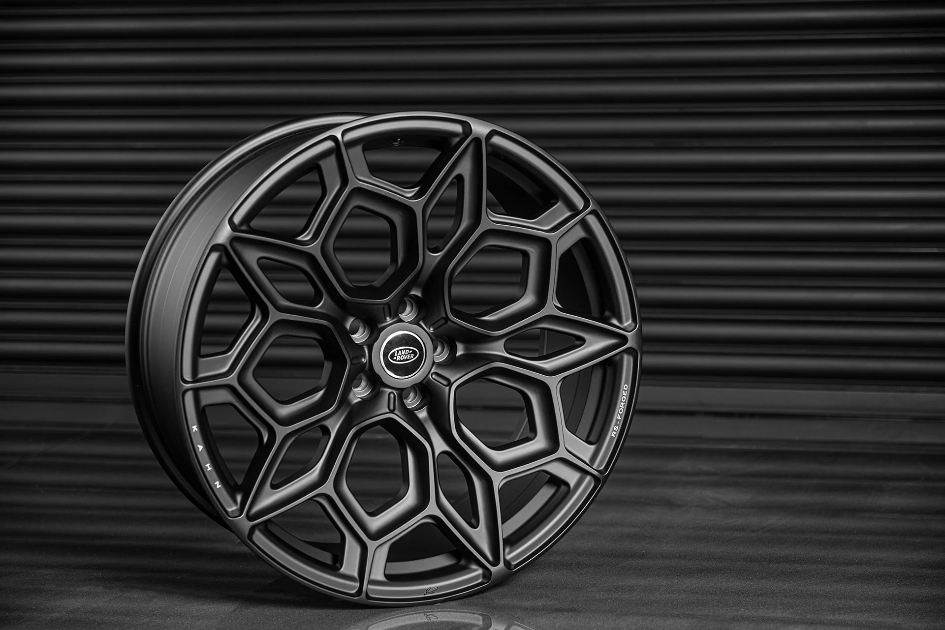 Range Rover Sport SVR (2015-2018) Type 57 RS-Forged Alloy Wheels - Image 13