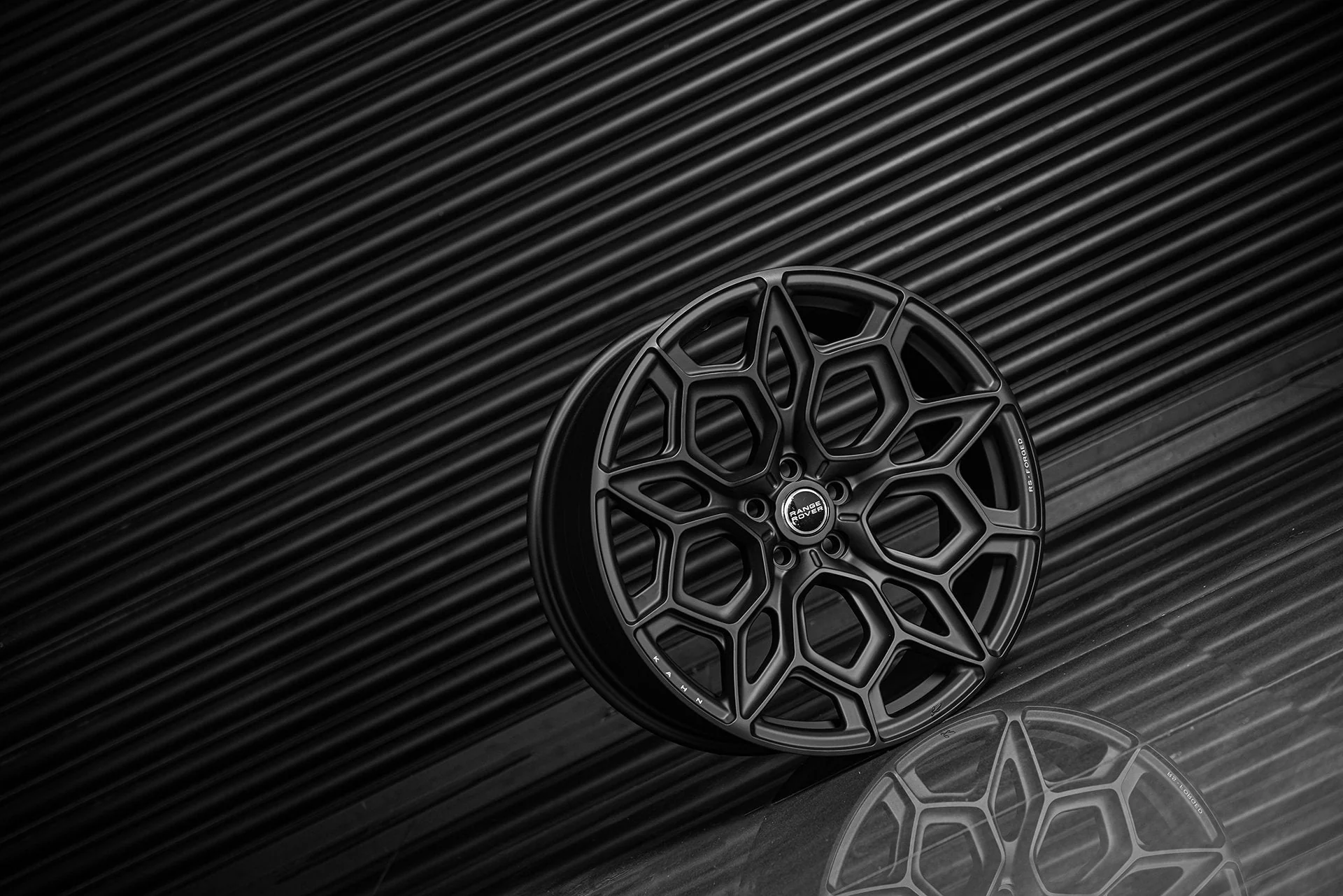 Range Rover Sport SVR (2015-2018) Type 57 RS-Forged Alloy Wheels - Image 8