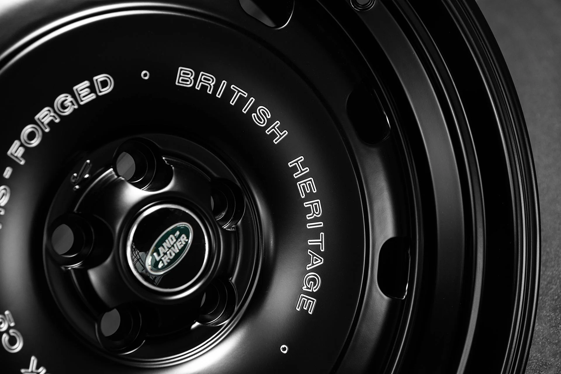 Range Rover Sport SVR (2018 Onwards) British Heritage RS-Forged Alloy Wheels - Image 9