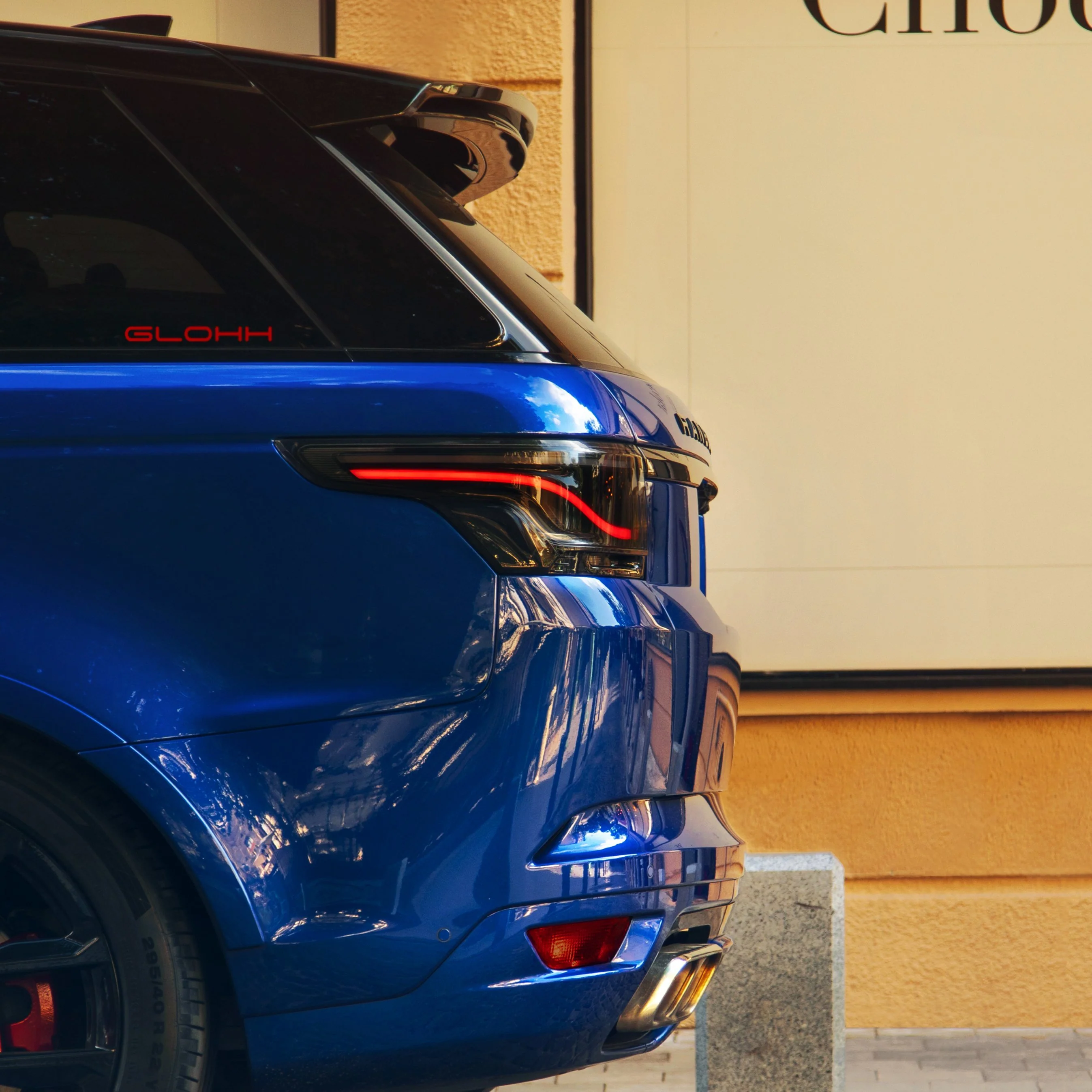 Range Rover Sport SVR (2018 Onwards) Glohh GL-5x Rear Lights - Image 3
