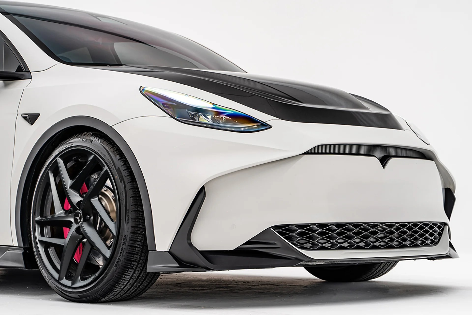 Tesla Model Y (2020-2024) Styling Package Body Kit - Image 4