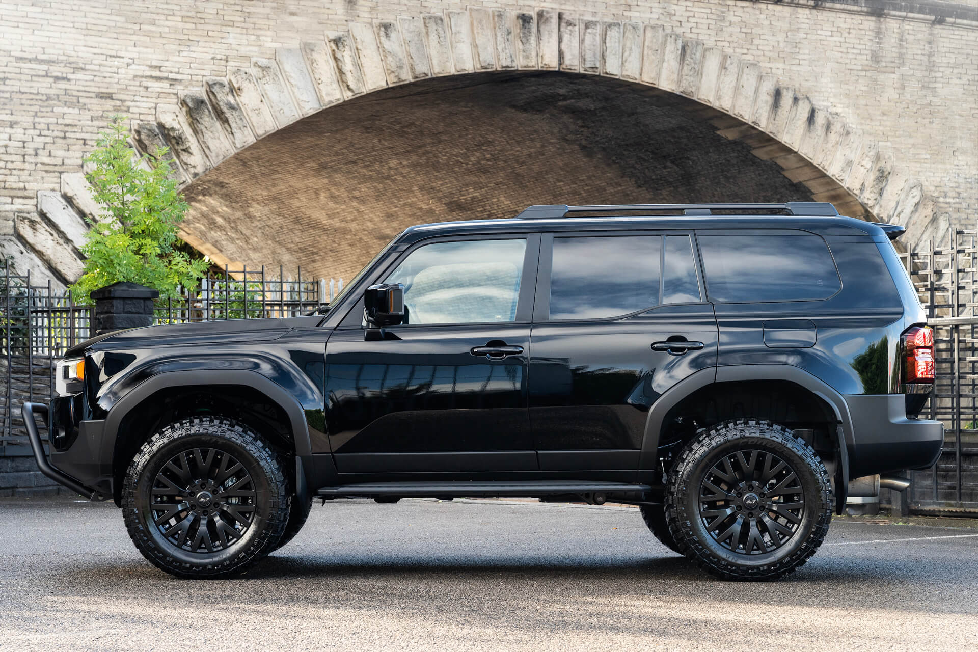 Toyota Land Cruiser 250 (2024 Onwards) 2” Suspension Lift Kit - Image 2
