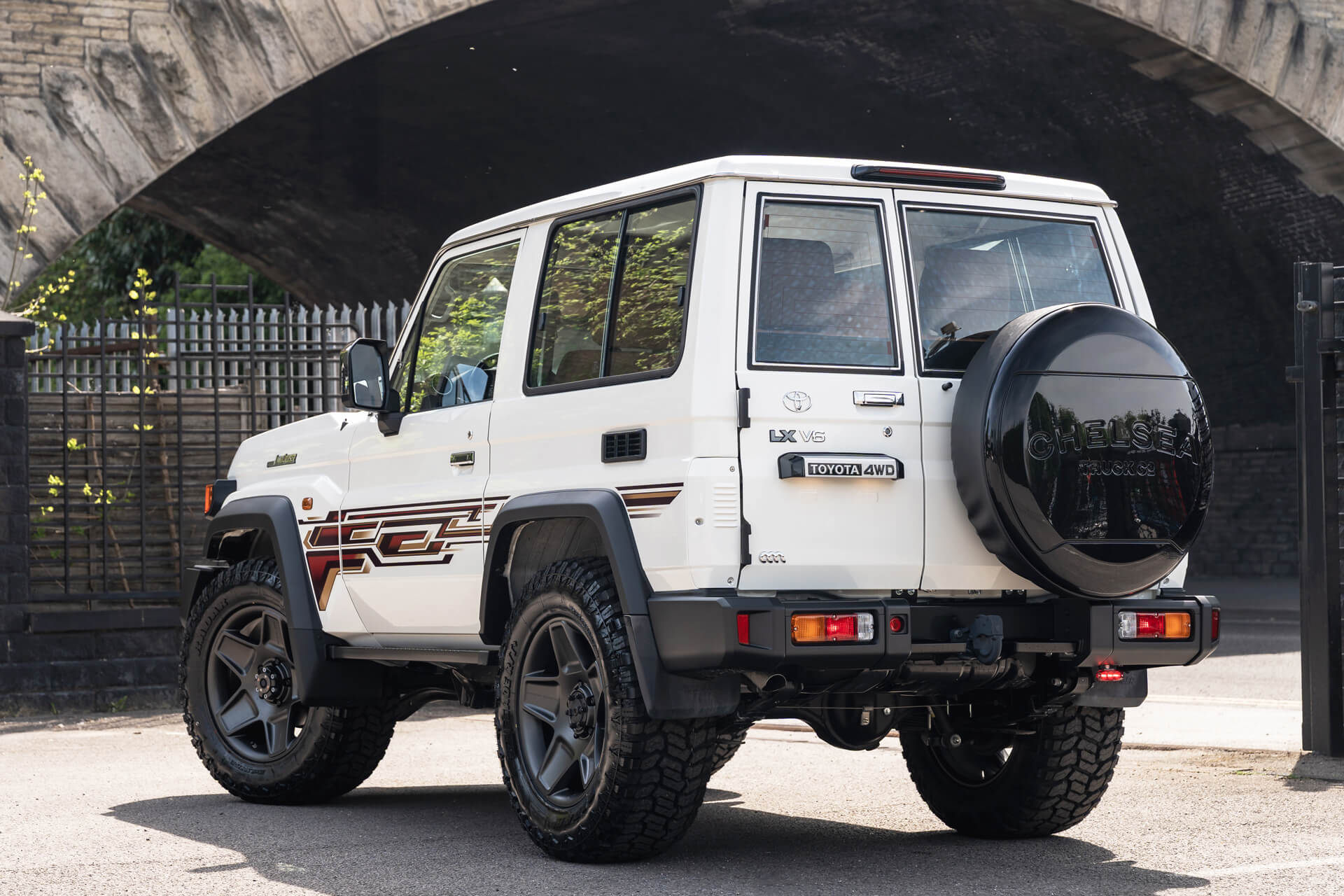 Toyota Land Cruiser 70 (2023 Onwards) Chelsea Truck Company Hard Spare Wheel Cover - Image 12