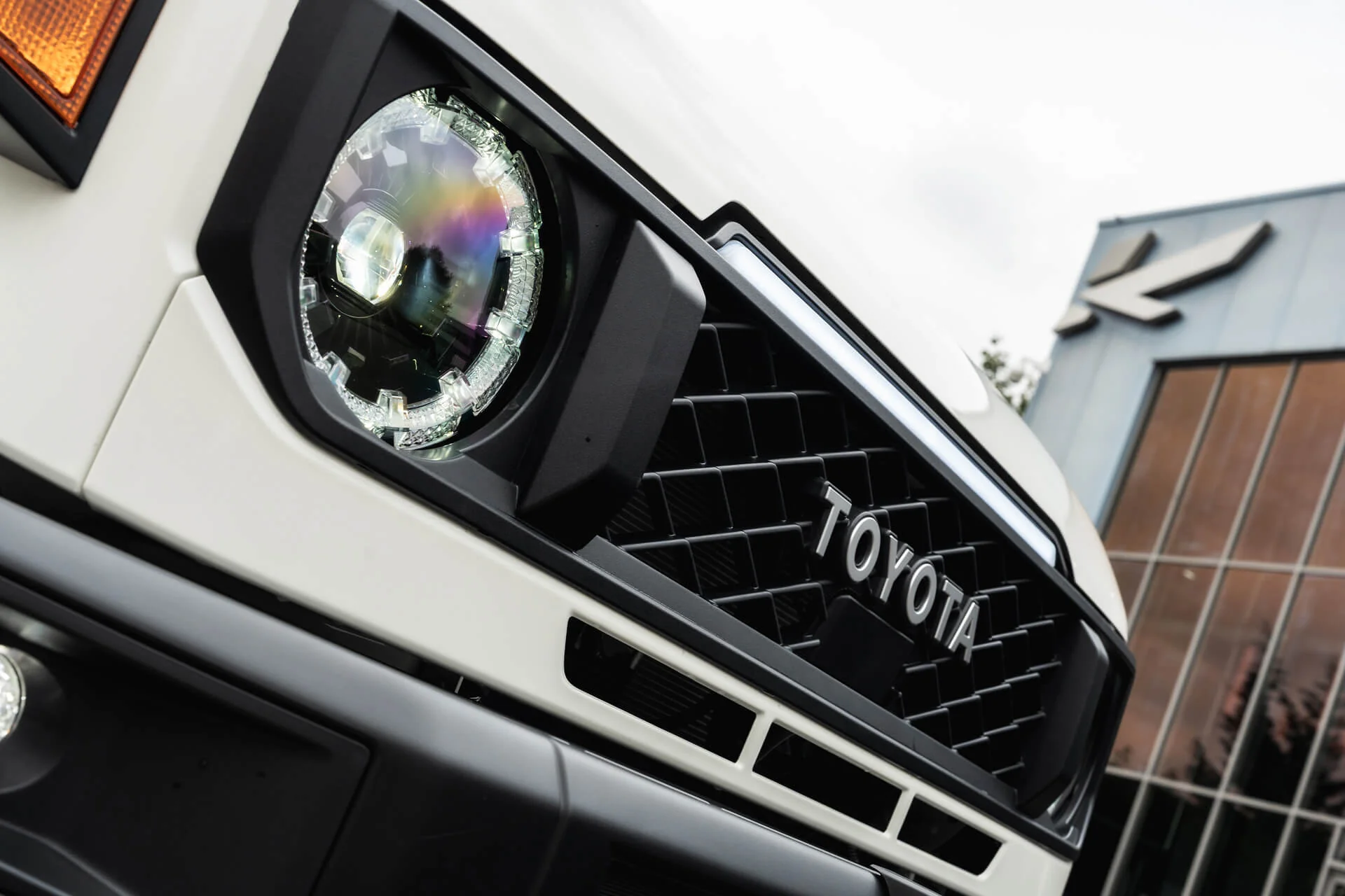 Toyota Land Cruiser 70 (2023 Onwards) LED Facelift Headlights with DRL's - Image 31