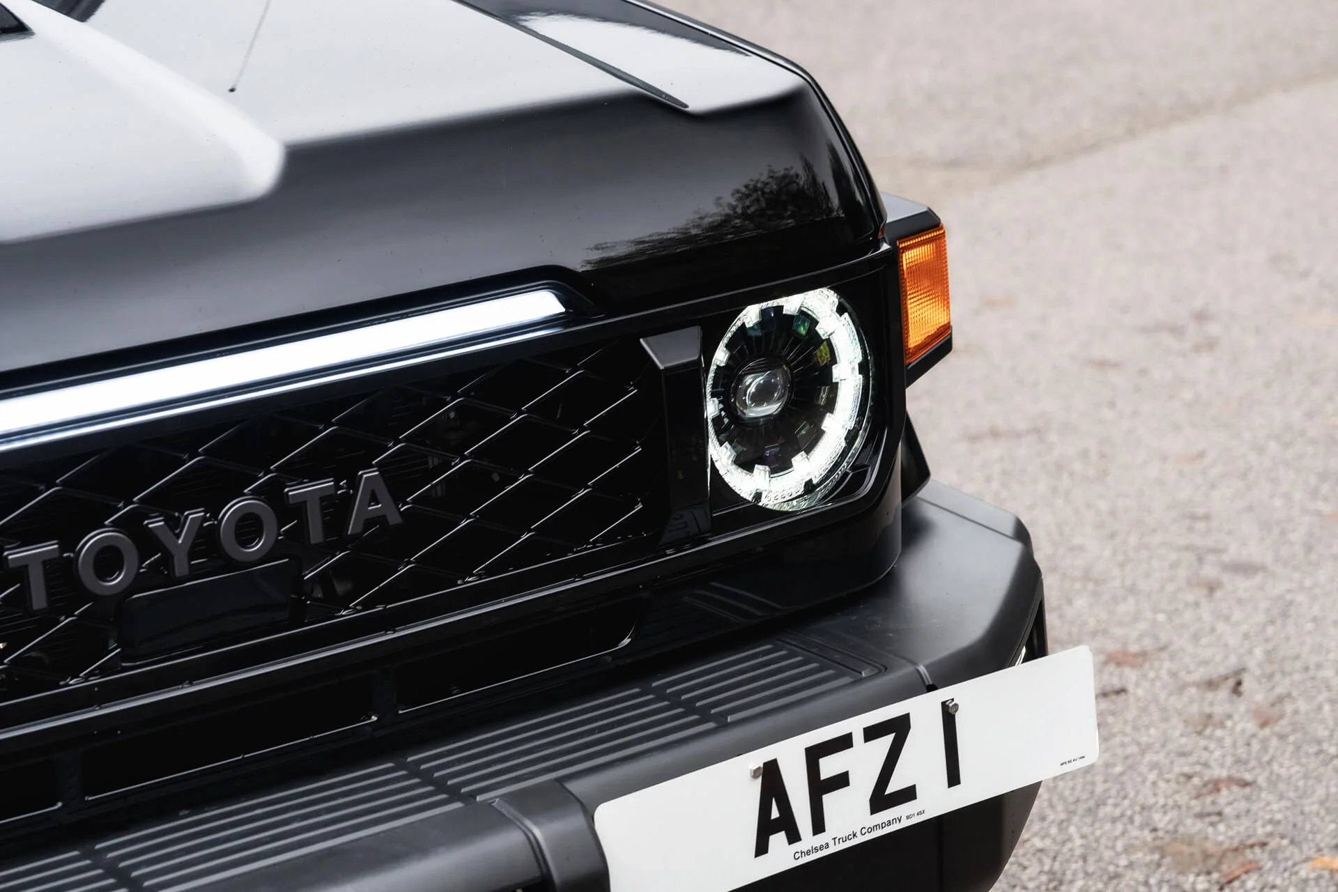 Toyota Land Cruiser 70 (2023 Onwards) LED Facelift Headlights with DRL's - Image 4